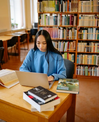 Italian American Scholarship Program 2025–2026: Complete Guide to NIAF Funding & How to Win